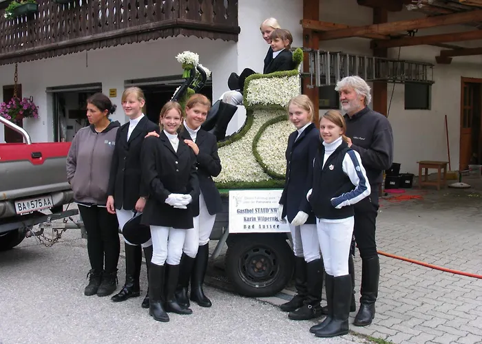 Staud'nwirt ゲストハウス 3*